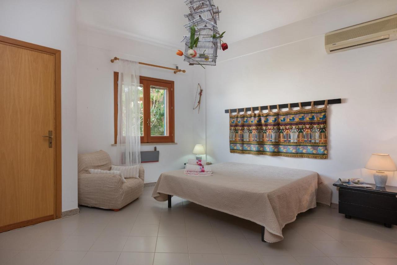 B&B Villa Il Carrubo San Vito Lo Capo Extérieur photo