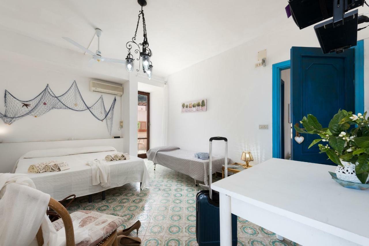 B&B Villa Il Carrubo San Vito Lo Capo Extérieur photo